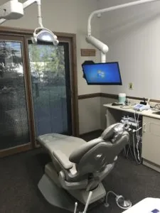 dental chair in Steven P Ellinwood DDS's cosmetic dentistry treatment room in our Fort Wayne IN office